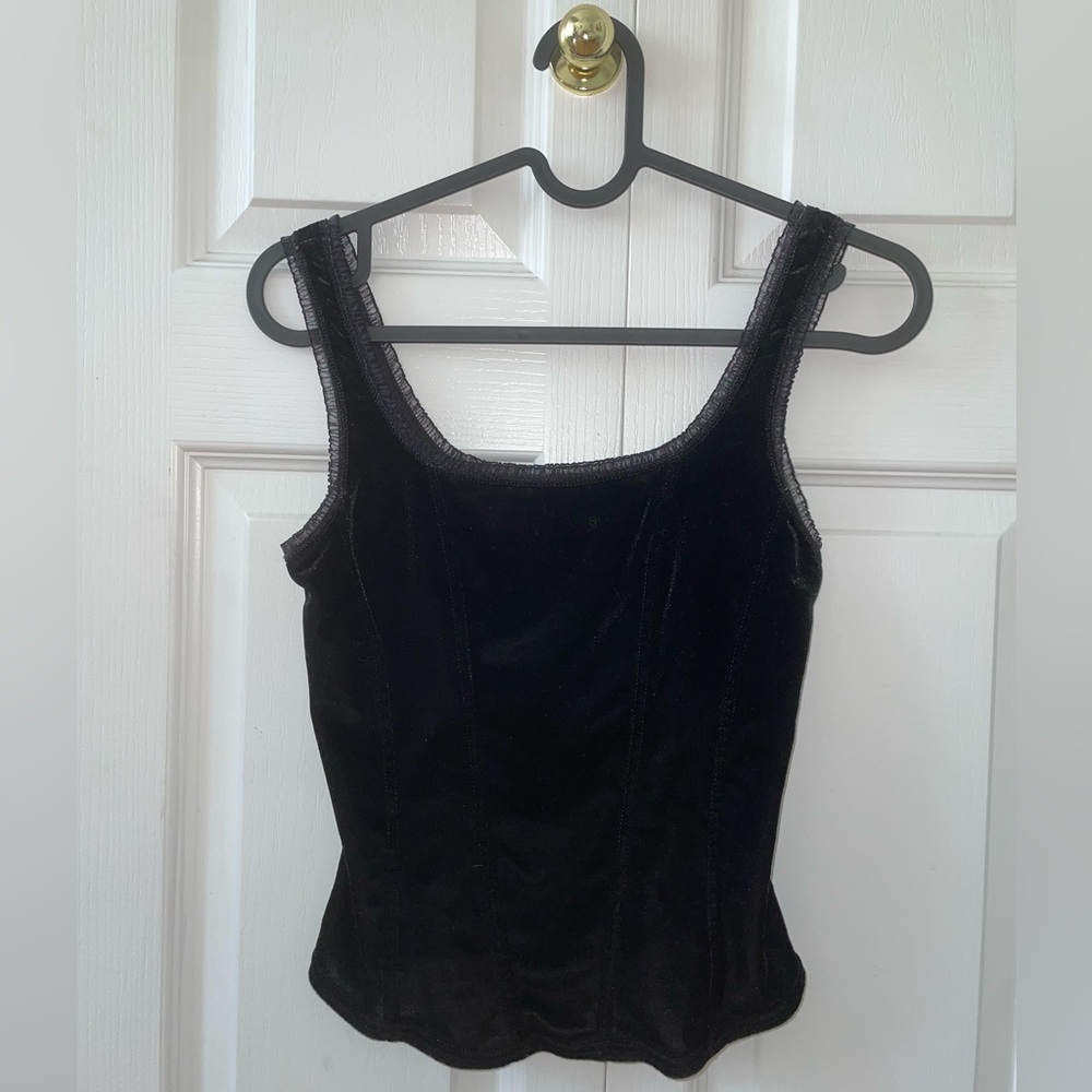 VELVET LACE TRIM TANK